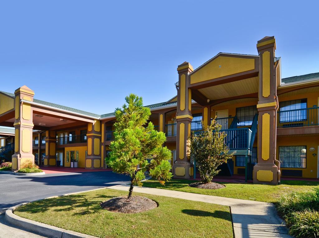 Peach State Inn & Suites Hawkinsville Exterior foto