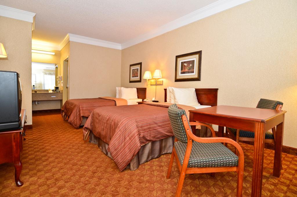 Peach State Inn & Suites Hawkinsville Exterior foto