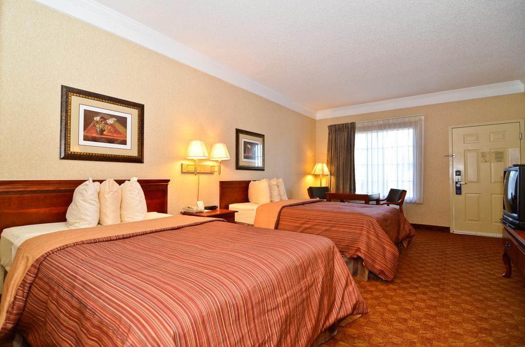 Peach State Inn & Suites Hawkinsville Exterior foto
