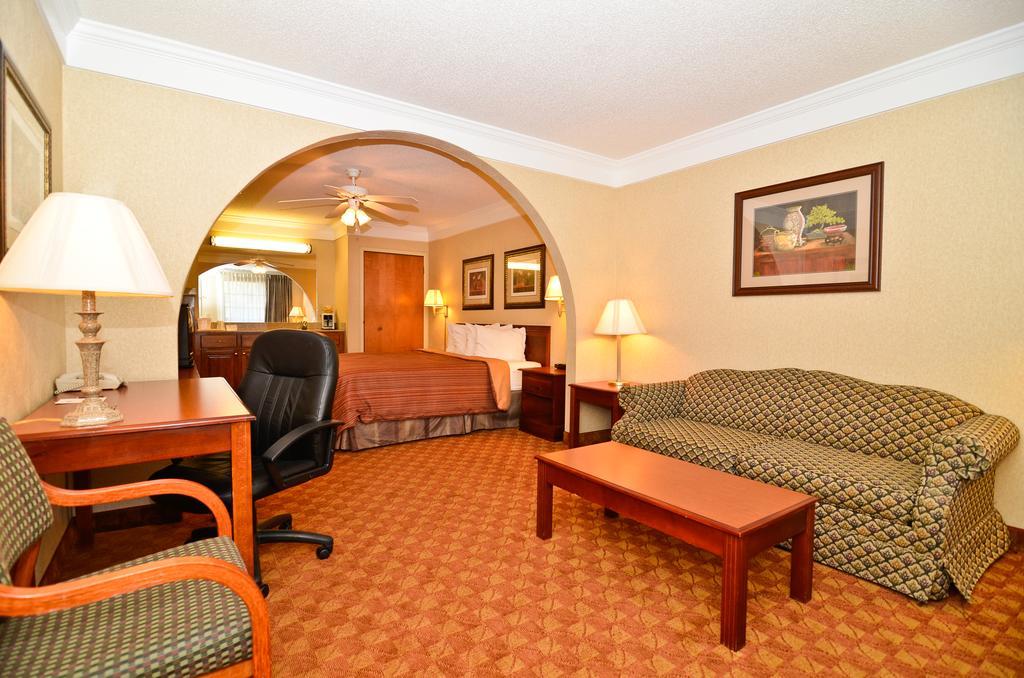 Peach State Inn & Suites Hawkinsville Exterior foto